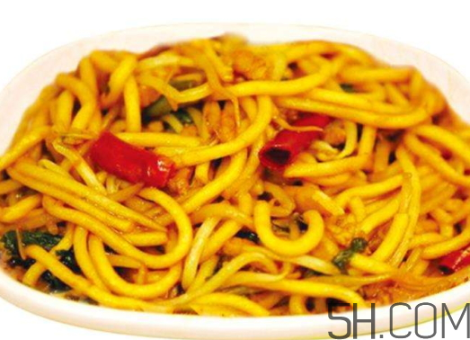 吃炒面會胖嗎？炒面熱量高嗎？