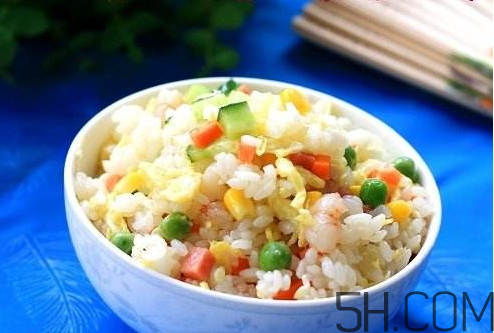 蛋炒飯怎么加熱？蛋炒飯微波爐加熱多久？