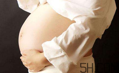 孕晚期肚子疼影響胎兒嗎？孕晚期肚子像來月經一樣疼