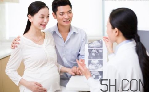 孕晚期真假宮縮怎么分辨？假性宮縮頻繁是快生了嗎？
