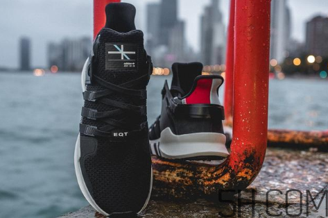 adidas eqt support adv芝加哥限定款怎么買？