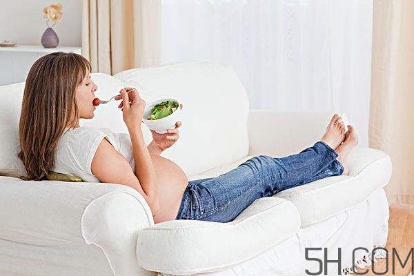 孕婦奶粉可以干吃嗎？孕婦奶粉可以喝到生嗎？