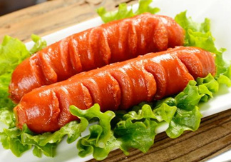 烤腸能用微波爐加熱嗎？烤腸能在微波爐里烤嗎？