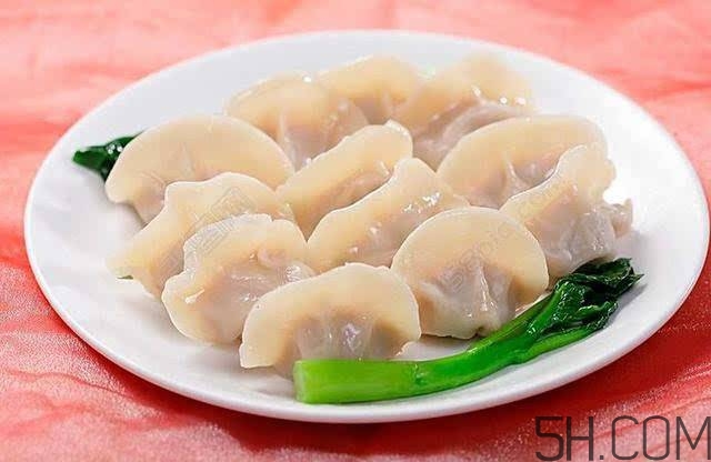 煮餃子開鍋煮皮還是餡？煮餃子蓋不蓋鍋蓋？