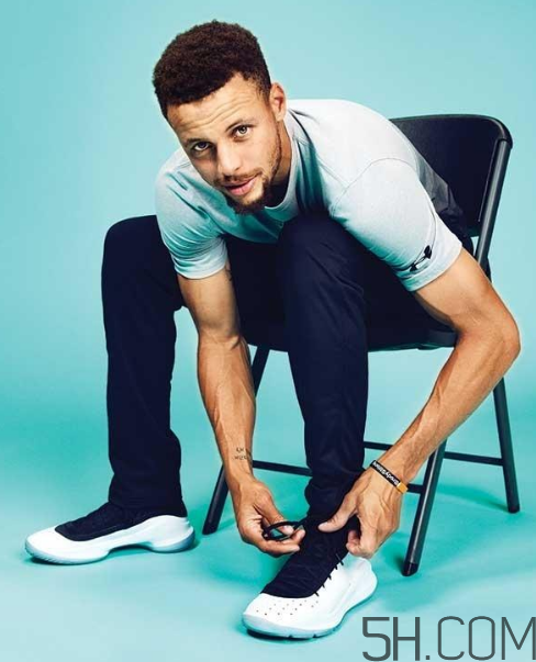 under armour curry 4鞋碼偏小嗎？庫(kù)里第四代戰(zhàn)靴尺碼怎么選？