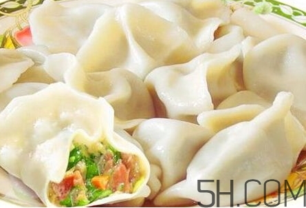 冰凍的餃子皮怎么解凍？冰凍的水餃要煮多久？