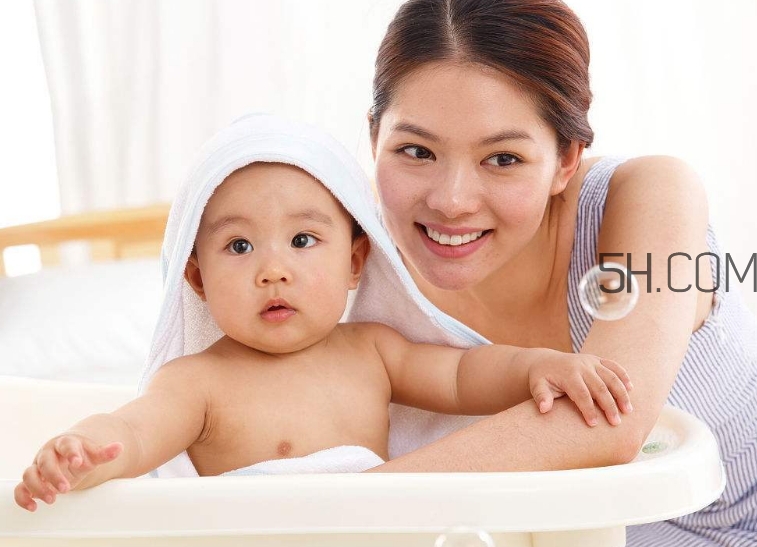 試管嬰兒是什么意思？哪些人適合做試管嬰兒？