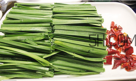 吃韭菜為什么口臭？吃韭菜脹氣怎么緩解？