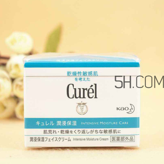 珂潤面霜有酒精味嗎？珂潤面霜是什么氣味的？