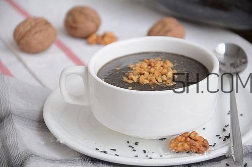 黑芝麻糊什么時候吃最好？黑芝麻糊的做法大全