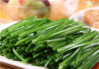 如何鑒別毒韭菜？吃野韭菜的營養(yǎng)價(jià)值