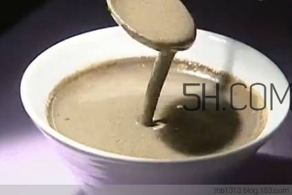 喝黑芝麻糊有什么好處和壞處？黑芝麻糊什么時(shí)候喝最好？