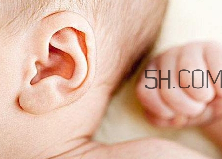 耳朵會感染腳氣嗎？耳朵感染腳氣怎么治