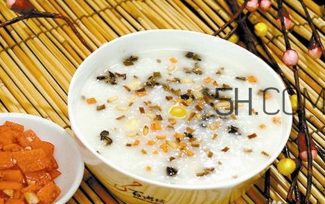榛子生吃好還是熟吃好？榛子怎么吃營養(yǎng)價值高？