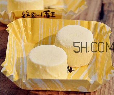 如何用牛奶自制淡奶油？淡奶油開封后能保存多久