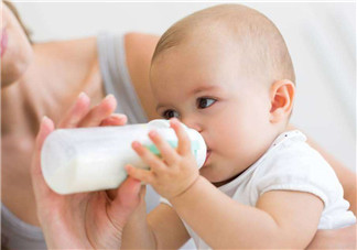 哺乳期不能吃什么食物？奶水多寶寶吃不完怎么辦？