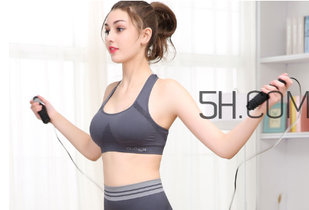 運動前吃什么好？跳繩減肥會瘦胸嗎？