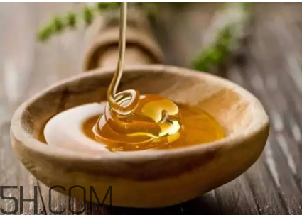 秋天喝蜂蜜有什么好處？秋天吃什么對身體好？