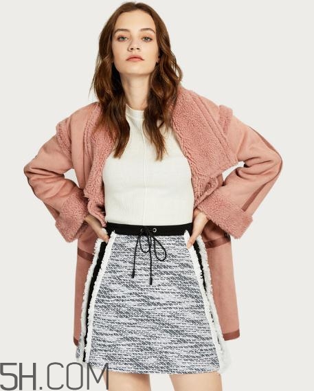 ur的衣服怎么樣？ur的衣服可以退嗎？