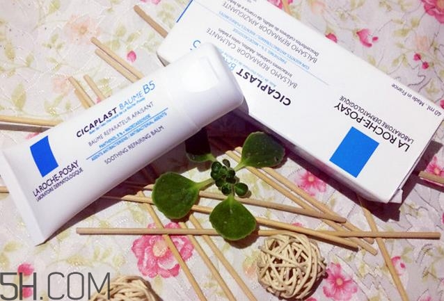 理膚泉b5有激素嗎？理膚泉b5有100ml的嗎？