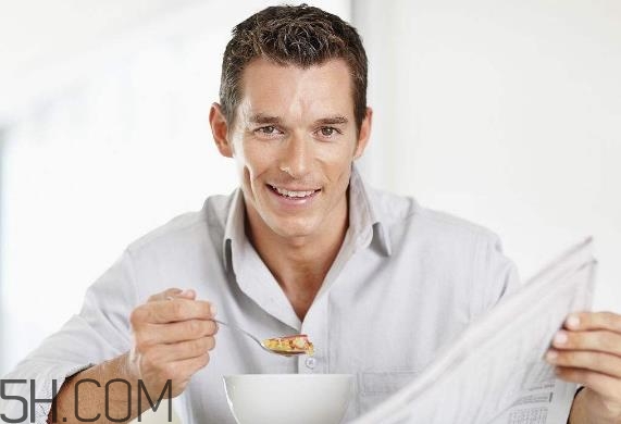 肺氣腫可以吃西洋參嗎？肺氣腫可以吃三七粉嗎？