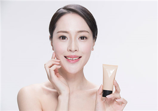 青春痘能不能擠？青春痘能用鹽水洗嗎？