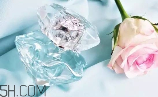 萬寶龍lady emblem香水好聞嗎？萬寶龍lady emblem藍鉆香水價格
