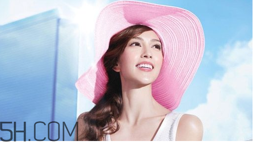 安耐曬各種顏色瓶子的區別？防曬霜可以直接涂在臉上嗎？