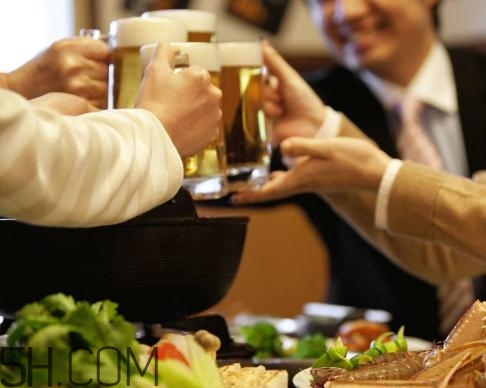 喝酒會影響記憶力嗎？喝酒會影響大腦嗎？