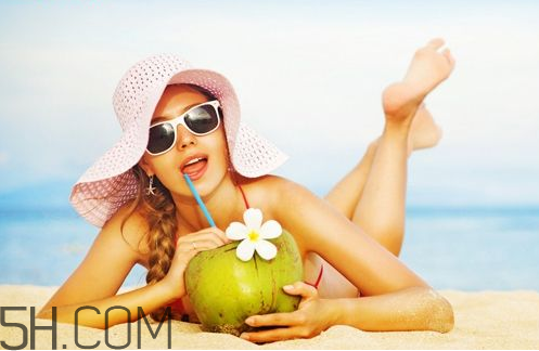 丸美防曬霜的價格是多少？spf50的防曬霜傷皮膚嗎？