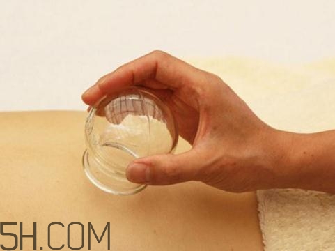 關(guān)節(jié)炎可以拔火罐嗎？關(guān)節(jié)炎拔罐管用嗎？