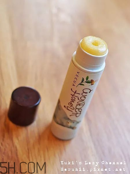 秋冬用什么潤唇膏好_適合秋冬季節的潤唇膏