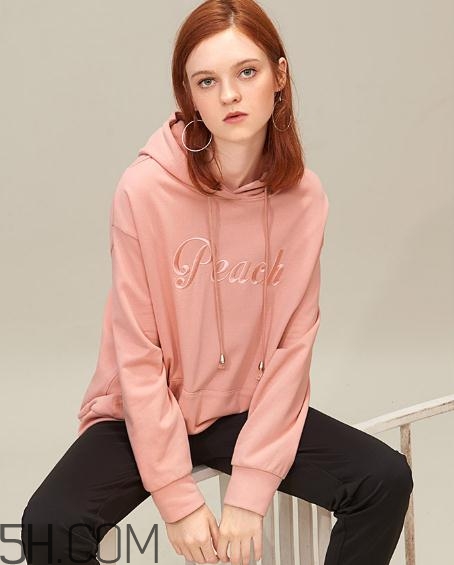 闊色衣服質量好嗎？闊色有實體店嗎？