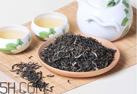 為什么很多茉莉花茶里面沒(méi)有花？上等的茉莉花茶需要幾窨