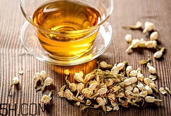 喝茉莉花茶有什么功效？茉莉花茶搭配什么沖泡好