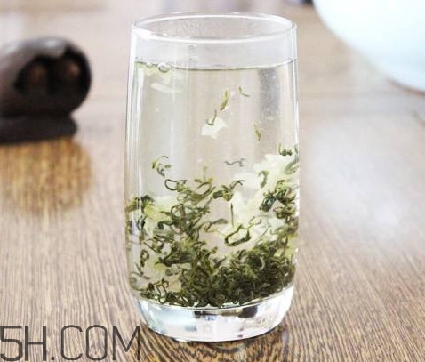 為什么很多茉莉花茶里面沒(méi)有花？上等的茉莉花茶需要幾窨