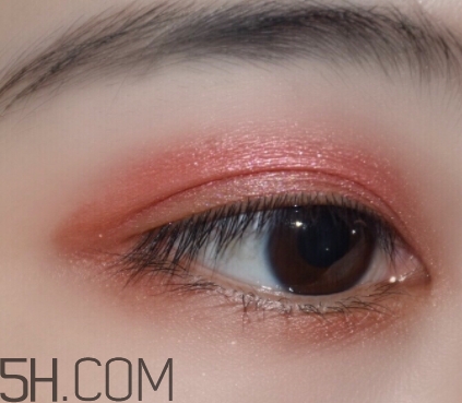 稚優泉眼影怎么畫？稚優泉眼影畫法視頻
