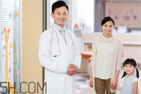 冠心病對眼睛有影響嗎？冠心病有生命危險嗎？