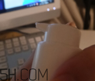 絲塔芙每日防曬保濕露好用嗎_產品評測