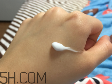 露得清身體乳怎么樣？露得清身體乳好用嗎？