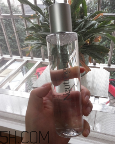 露得清保濕亮膚液怎么樣？露得清保濕亮膚液好用嗎？