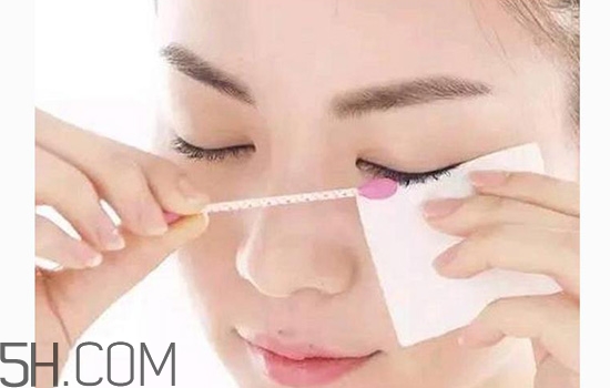 卸妝油如何卸眼妝？不化妝怎么用卸妝油？