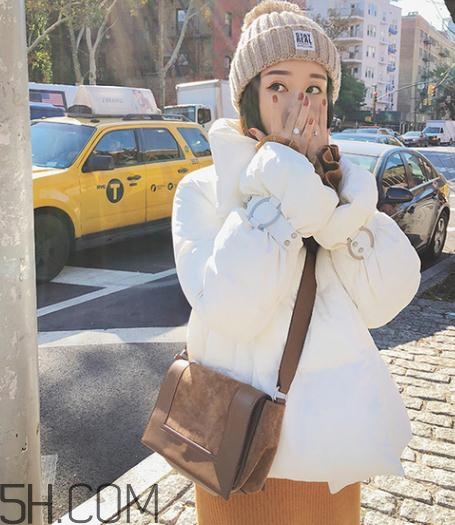 棉服上的油怎么洗掉？棉服跑棉怎么辦？
