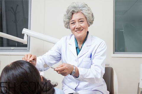 骨折是什么感覺？骨折是輕傷還是重傷？