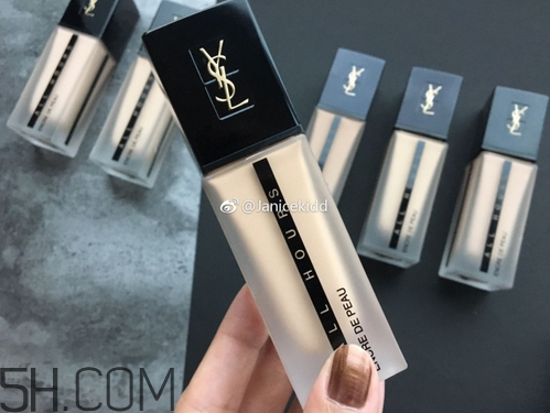 ysl恒久完美無瑕粉底液好用嗎？ysl恒久完美彈力慕斯粉餅好用嗎？