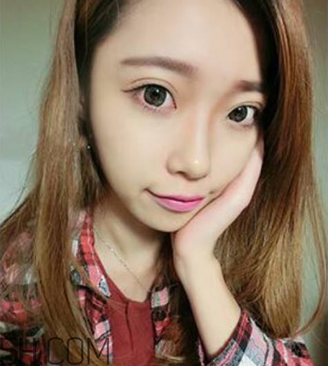 梅子色口紅哪個牌子好？絲絨口紅怎么涂好看？