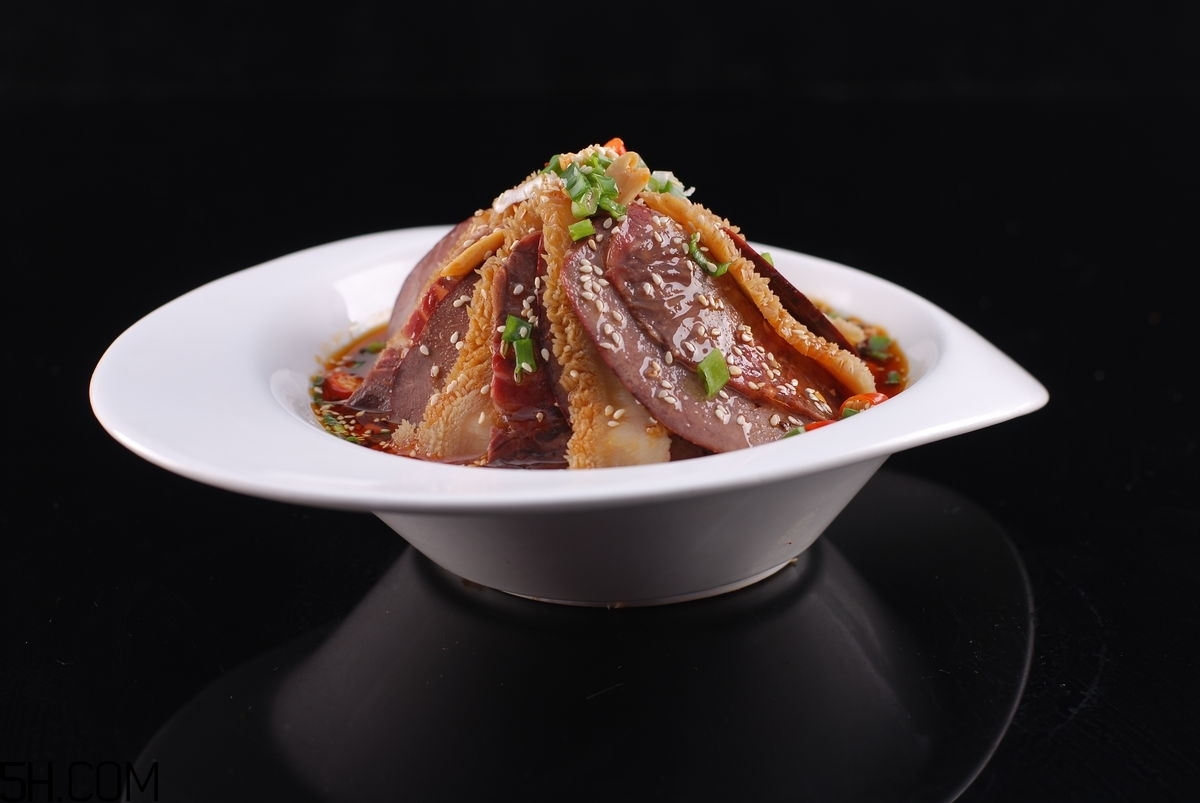 夫妻肺片用英文怎么說？為什么叫夫妻肺片？