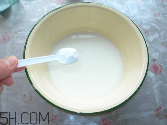 牛奶護(hù)膚有什么竅門？牛奶護(hù)膚的竅門有哪些？
