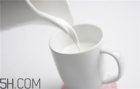 牛奶護(hù)膚有什么竅門？牛奶護(hù)膚的竅門有哪些？