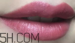 mac brick o la老氣嗎？mac brick o la適合黃皮嗎？